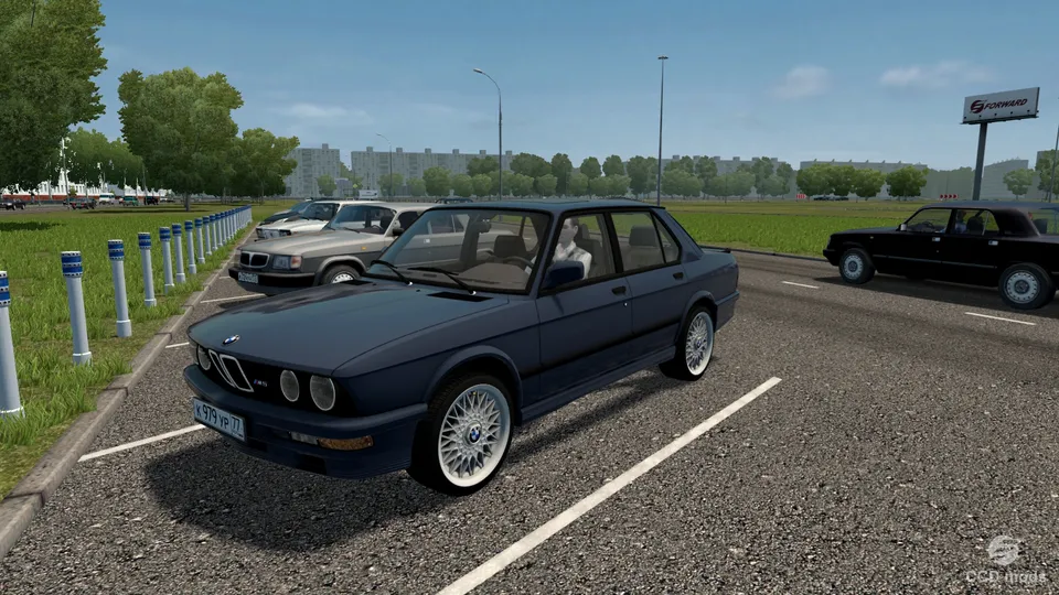 BMW M5 E28 1988 by INF3CTIONER
